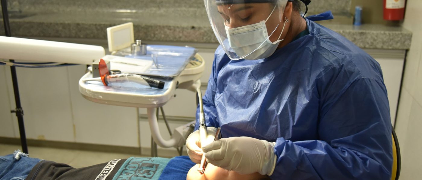ODONTOLOGIA (1) ODONTOLOGIA (1)